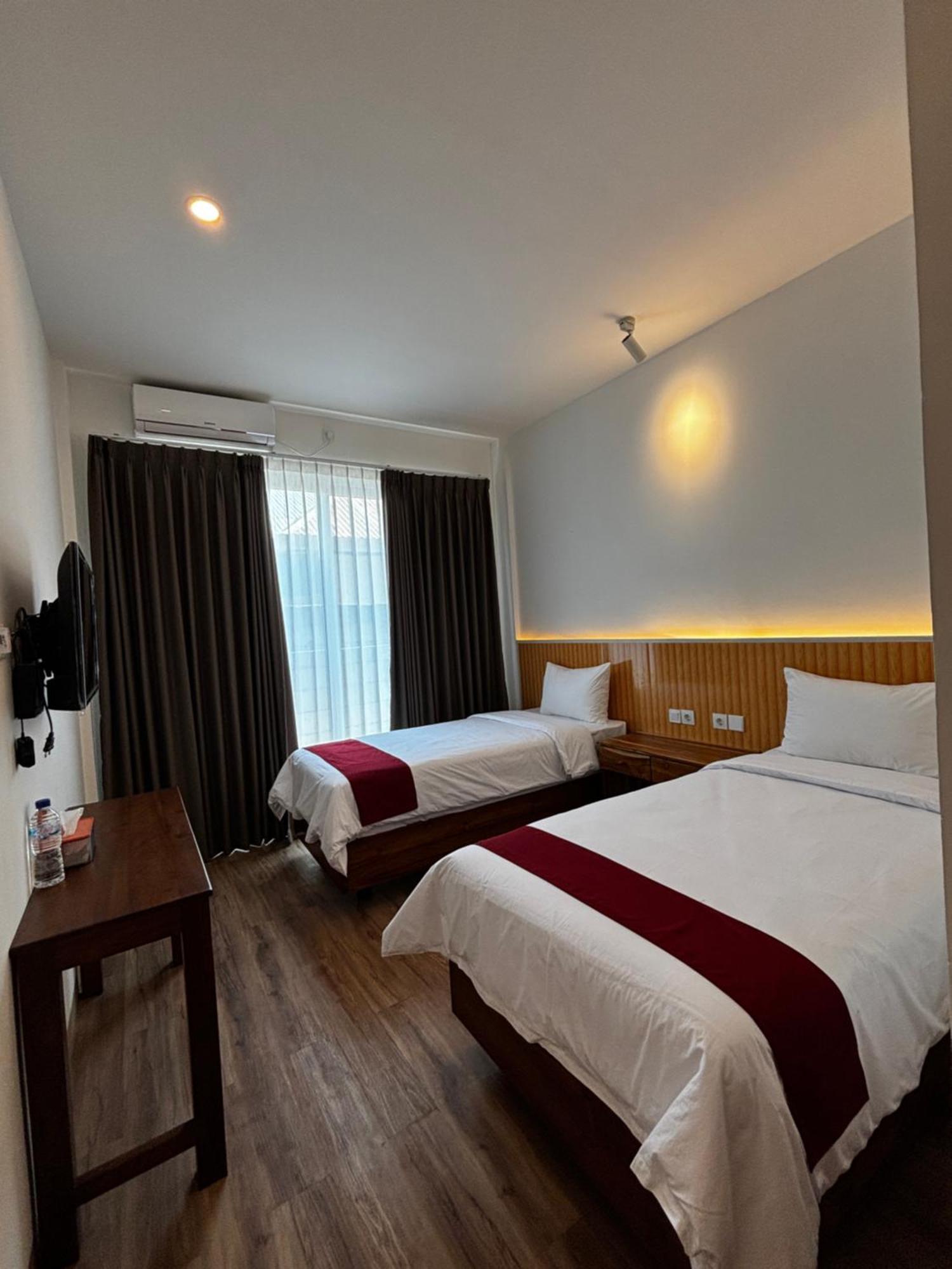 Christika Homestay Labuan Bajo Kültér fotó
